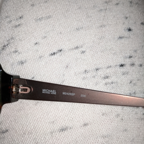 Michael Kors Sunglasses - Picture 5 of 9